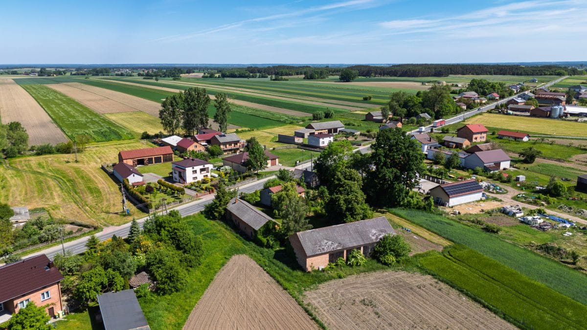 Dom 4 pokojowe na Sprzedaż