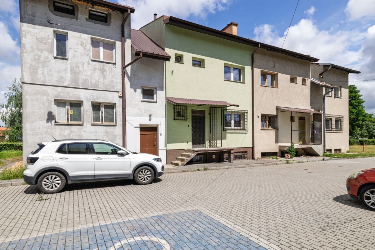 Lokal użytkowy  pokojowe na Sprzedaż