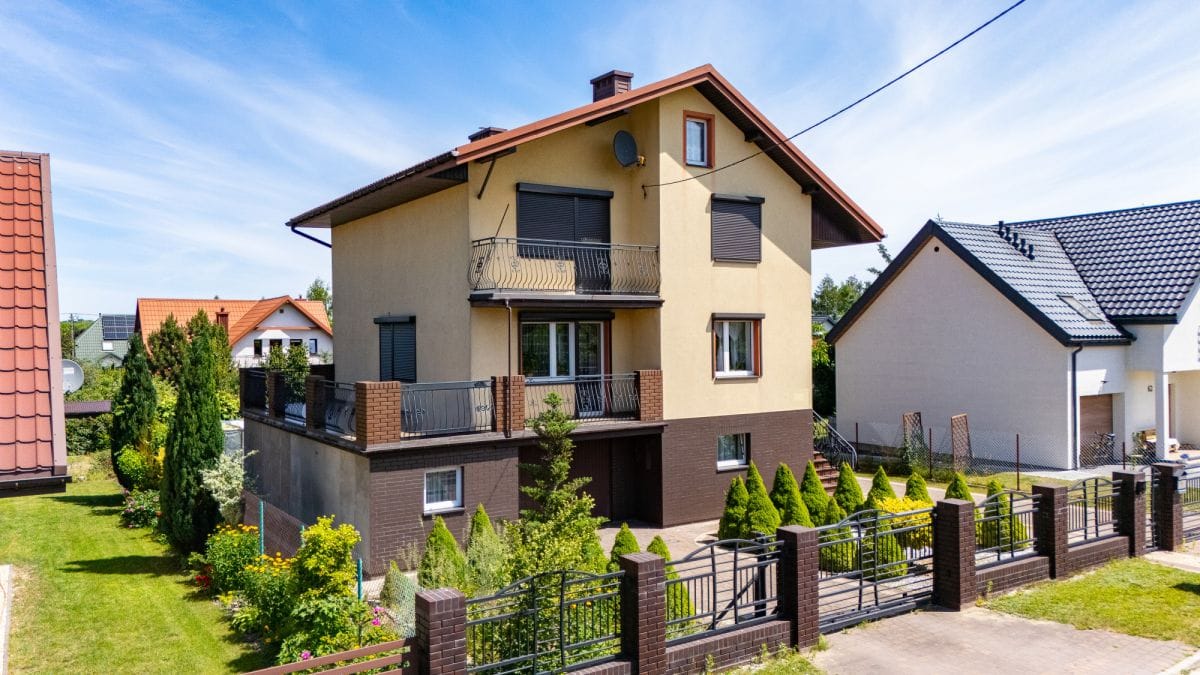 Dom 5 pokojowe na Sprzedaż