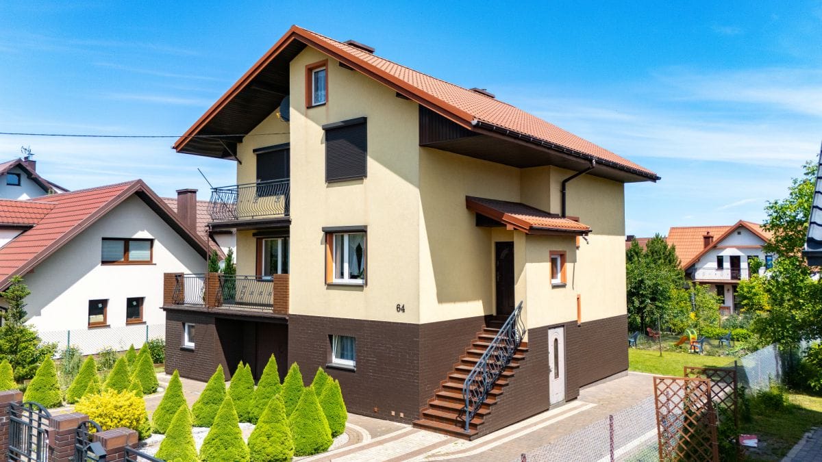 Dom 5 pokojowe na Sprzedaż