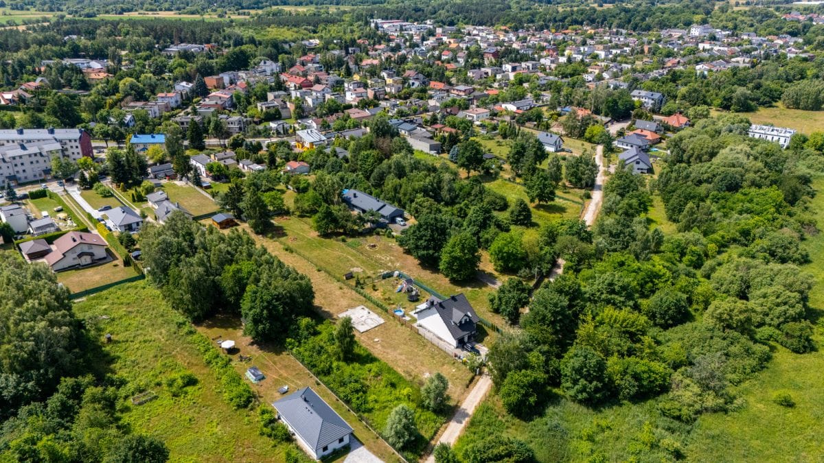 Działka  pokojowe na Sprzedaż
