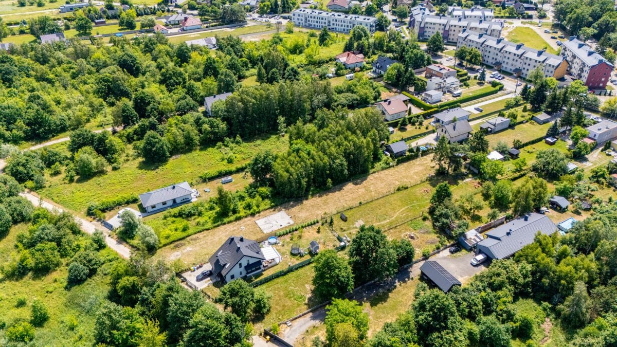 Działka  pokojowe na Sprzedaż