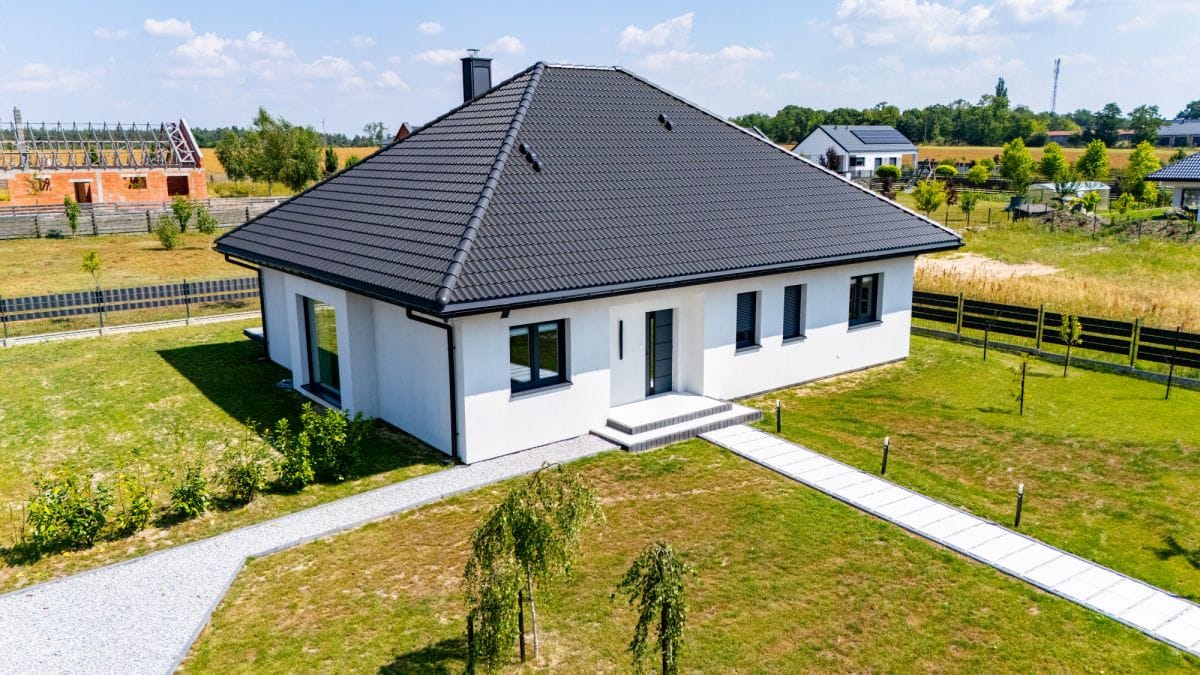 Dom 4 pokojowe na Sprzedaż