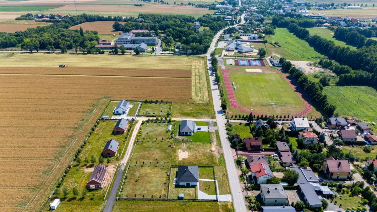 Dom 4 pokojowe na Sprzedaż