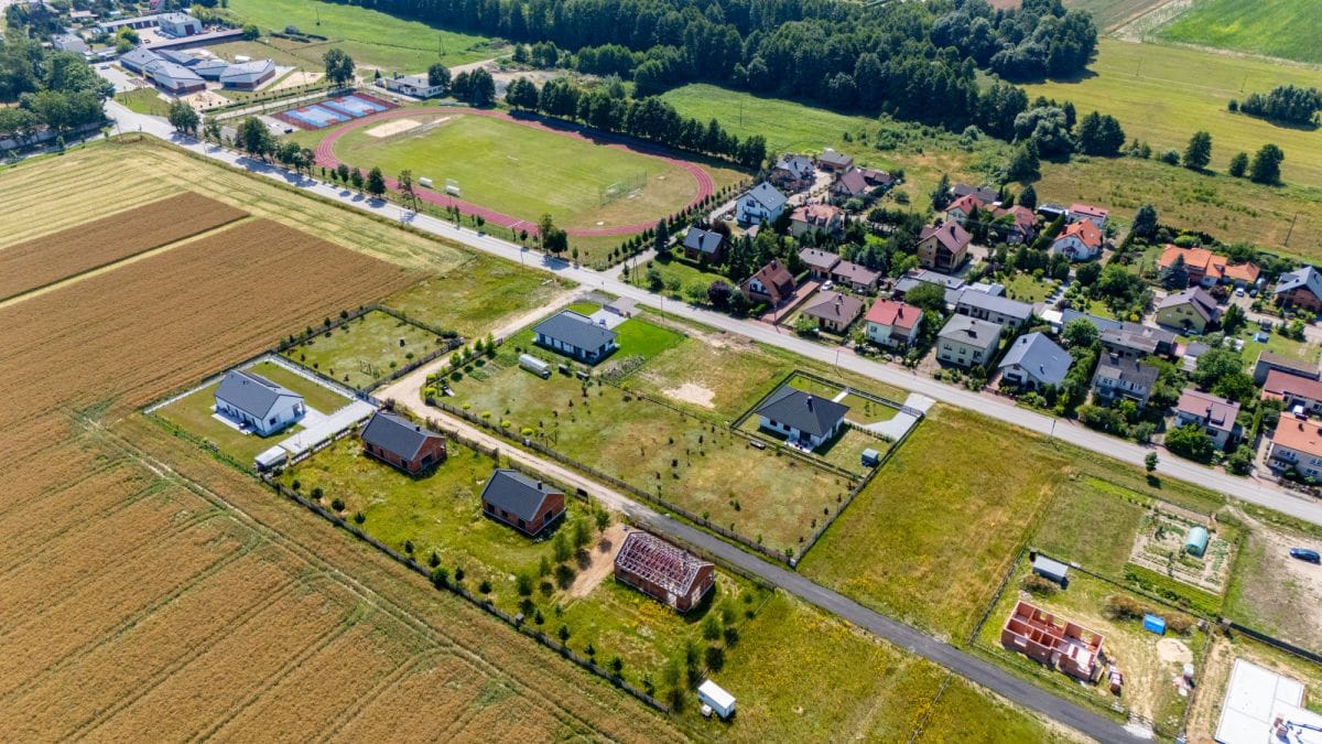 Dom 4 pokojowe na Sprzedaż