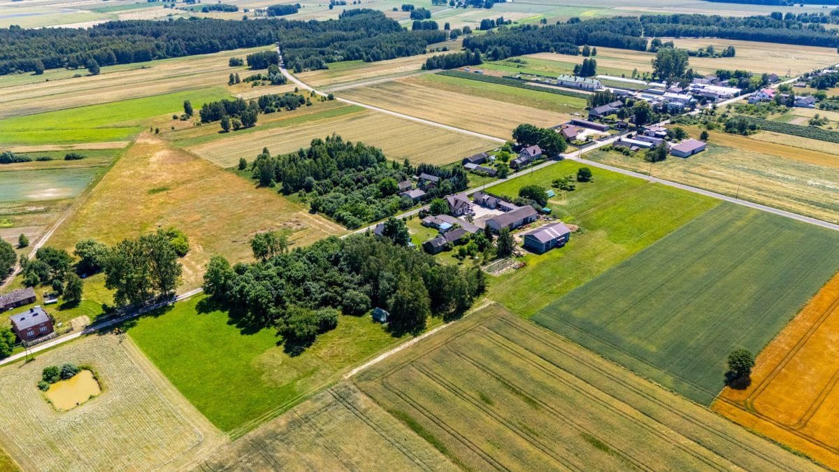 Działka  pokojowe na Sprzedaż