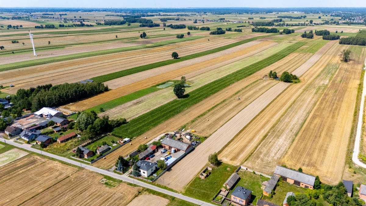 Działka  pokojowe na Sprzedaż