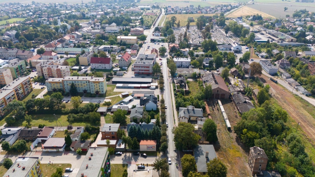 Dom 4 pokojowe na Sprzedaż