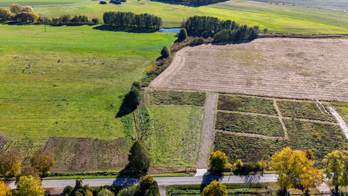 Działka  pokojowe na Sprzedaż