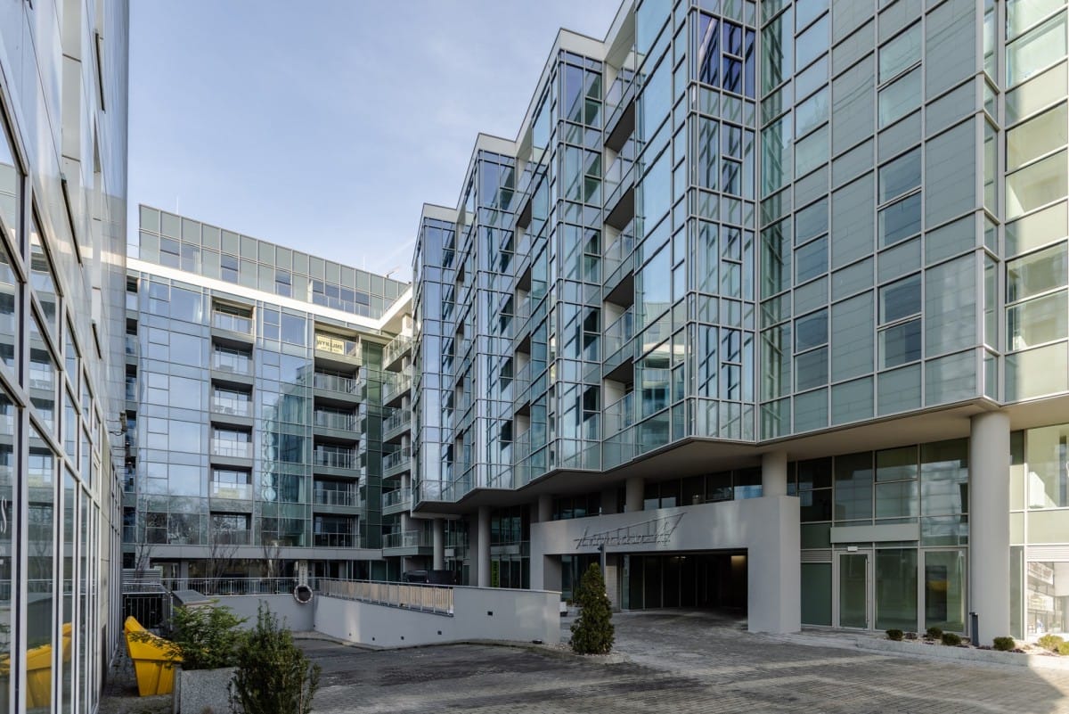 Mieszkanie 4 pokojowe na Sprzedaż