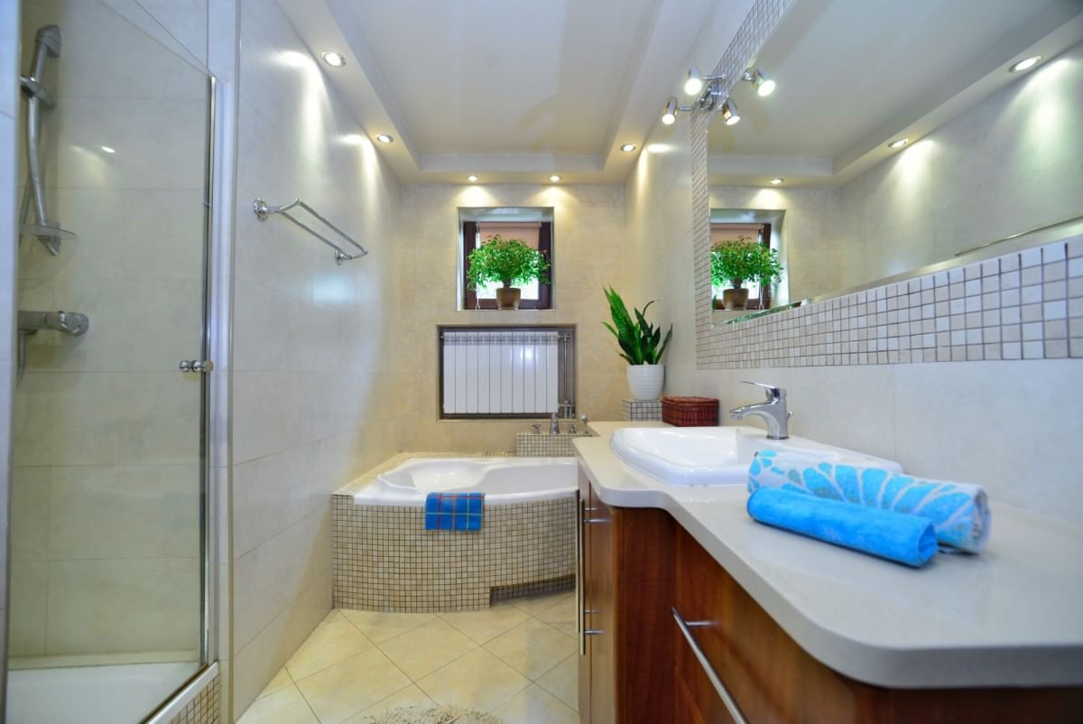 Dom 6 pokojowe na Sprzedaż