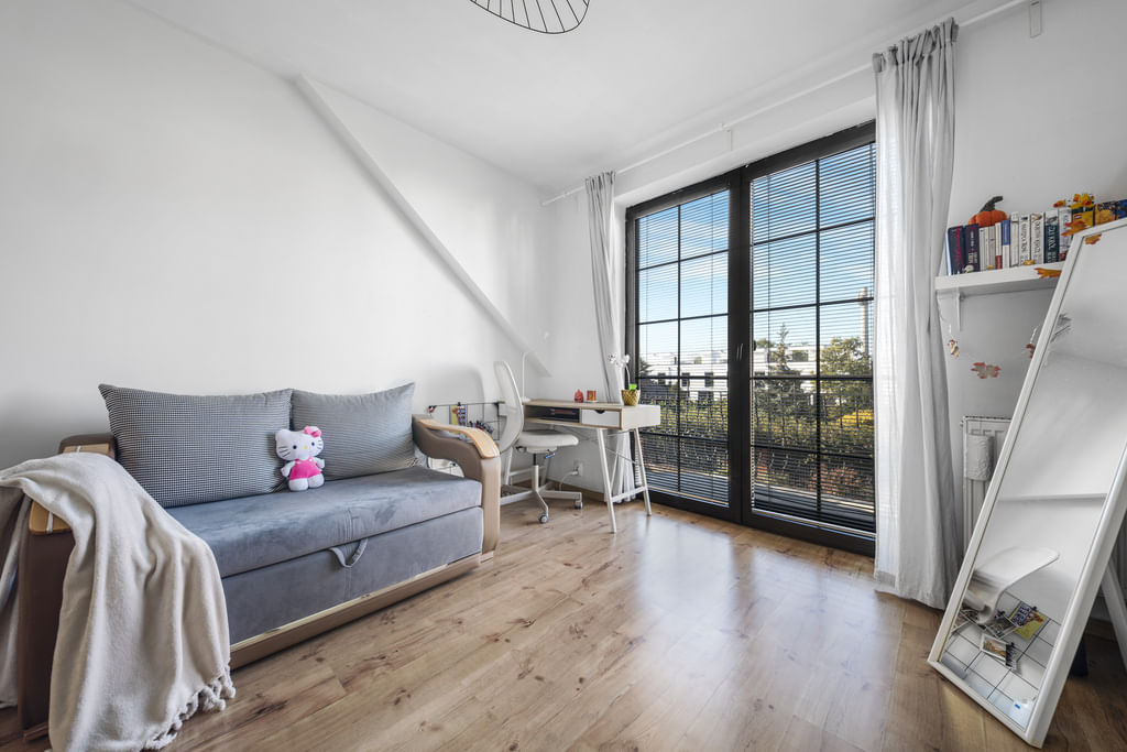 Dom 6 pokojowe na Sprzedaż