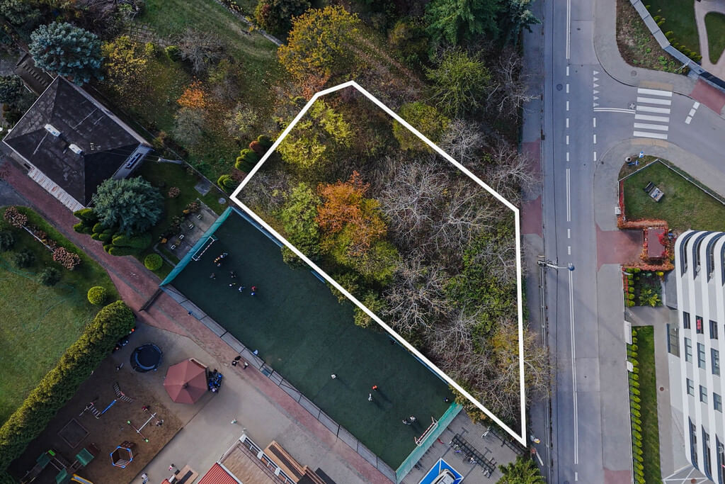 Działka na Sprzedaż  pokoje agencja Tur Nieruchomości Działka  pokojowe na Sprzedaż