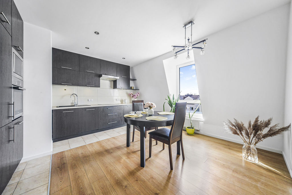 Mieszkanie 3 pokojowe na Sprzedaż