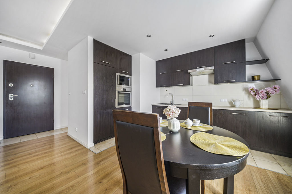 Mieszkanie 3 pokojowe na Sprzedaż