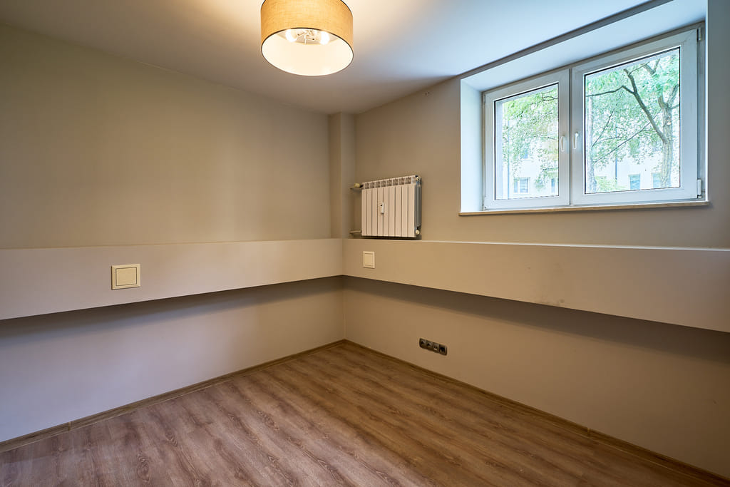 Lokal użytkowy  pokojowe na Sprzedaż