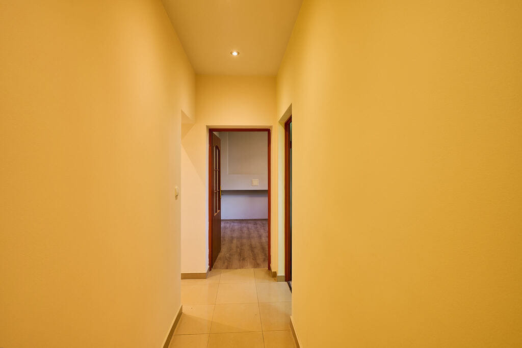 Lokal użytkowy  pokojowe na Sprzedaż