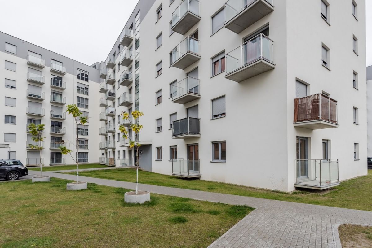 Mieszkanie 6 pokojowe na Sprzedaż