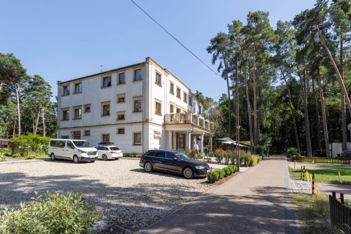 Lokal użytkowy  pokojowe na Sprzedaż