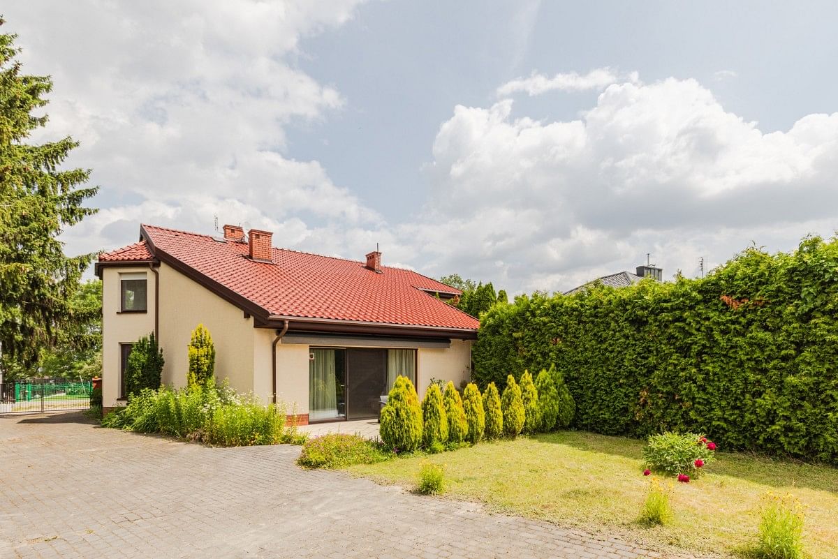 Dom  pokojowe na Sprzedaż