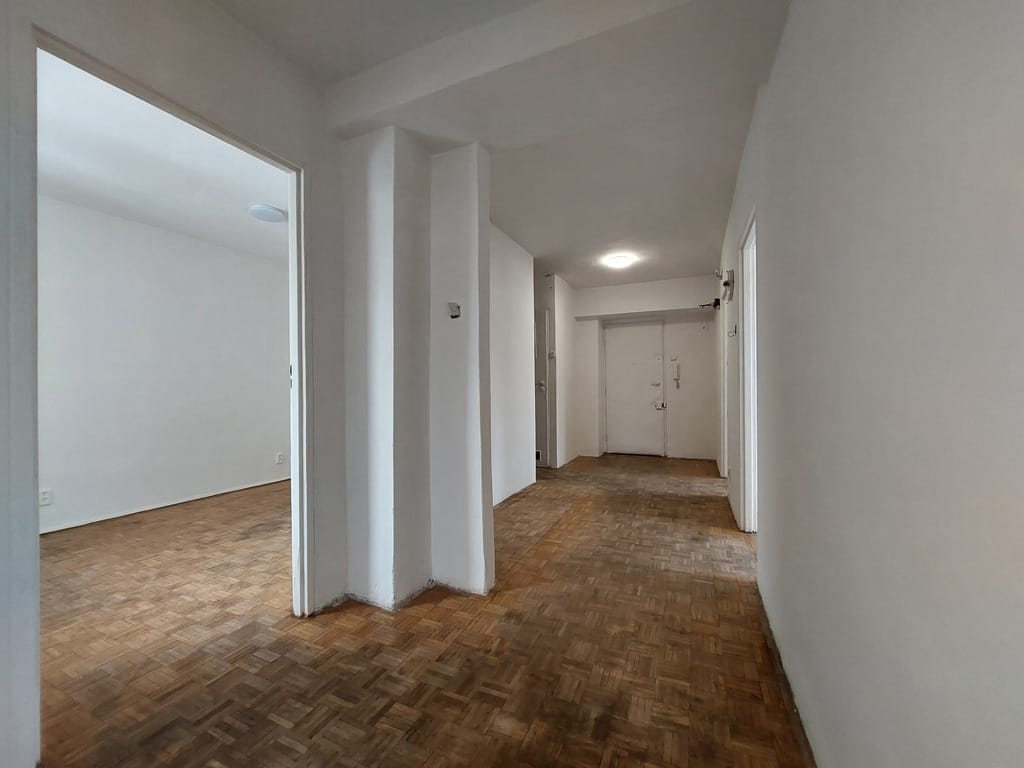 Mieszkanie 4 pokojowe na Sprzedaż