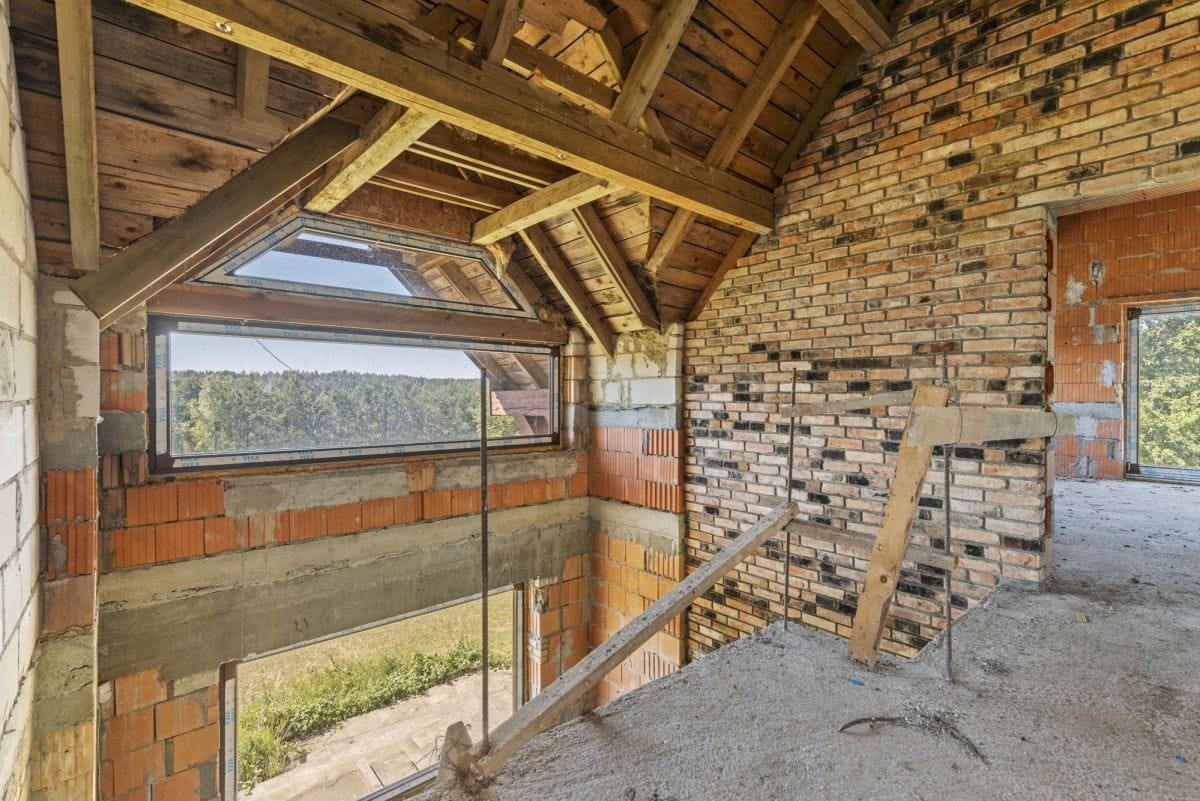 Dom 8 pokojowe na Sprzedaż