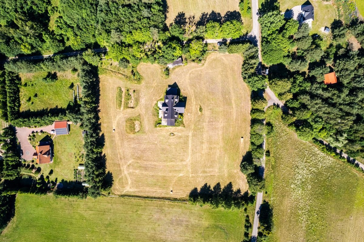 Dom 8 pokojowe na Sprzedaż