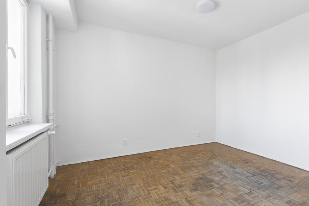 Mieszkanie 4 pokojowe na Sprzedaż