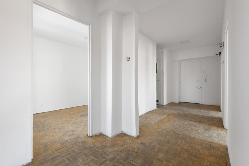 Mieszkanie 4 pokojowe na Sprzedaż