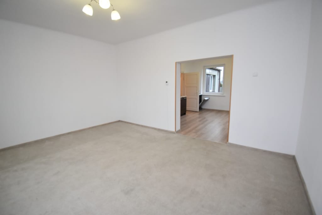 Dom 3 pokojowe na Sprzedaż