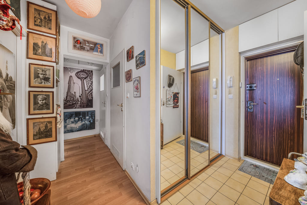 Mieszkanie 3 pokojowe na Sprzedaż