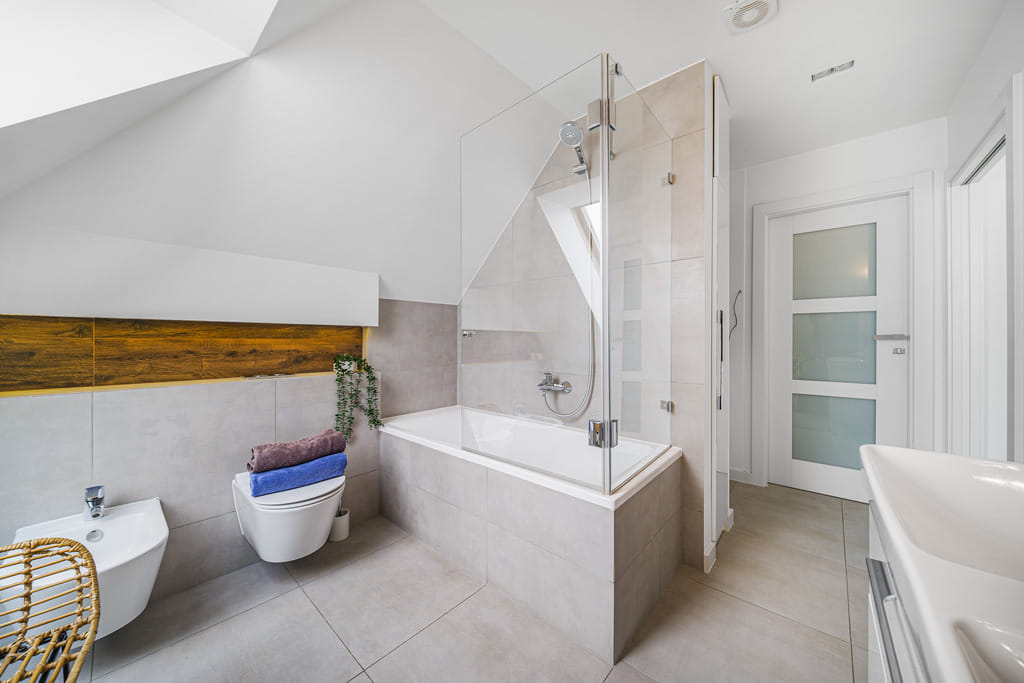 Dom 6 pokojowe na Sprzedaż