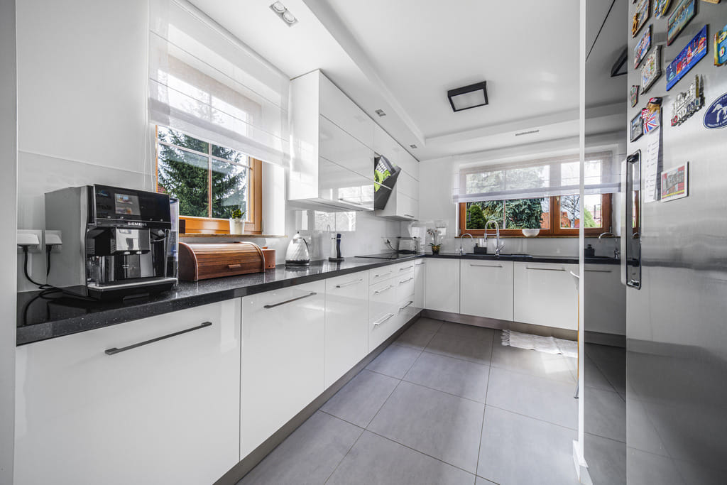 Dom 6 pokojowe na Sprzedaż