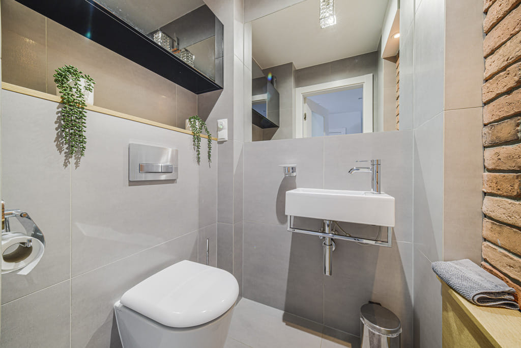 Dom 6 pokojowe na Sprzedaż