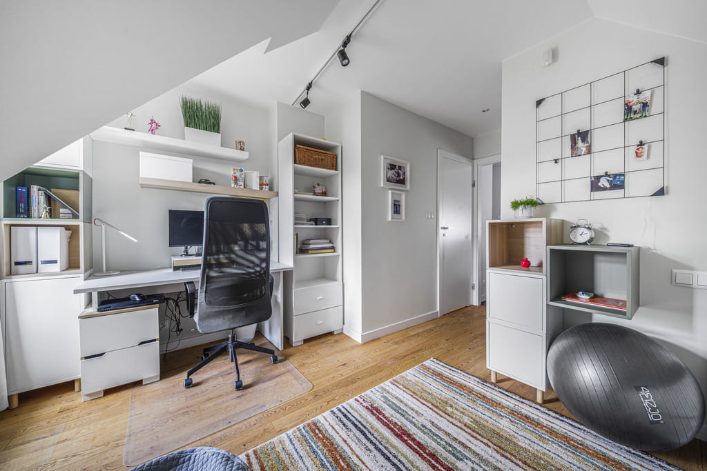 Dom 6 pokojowe na Sprzedaż