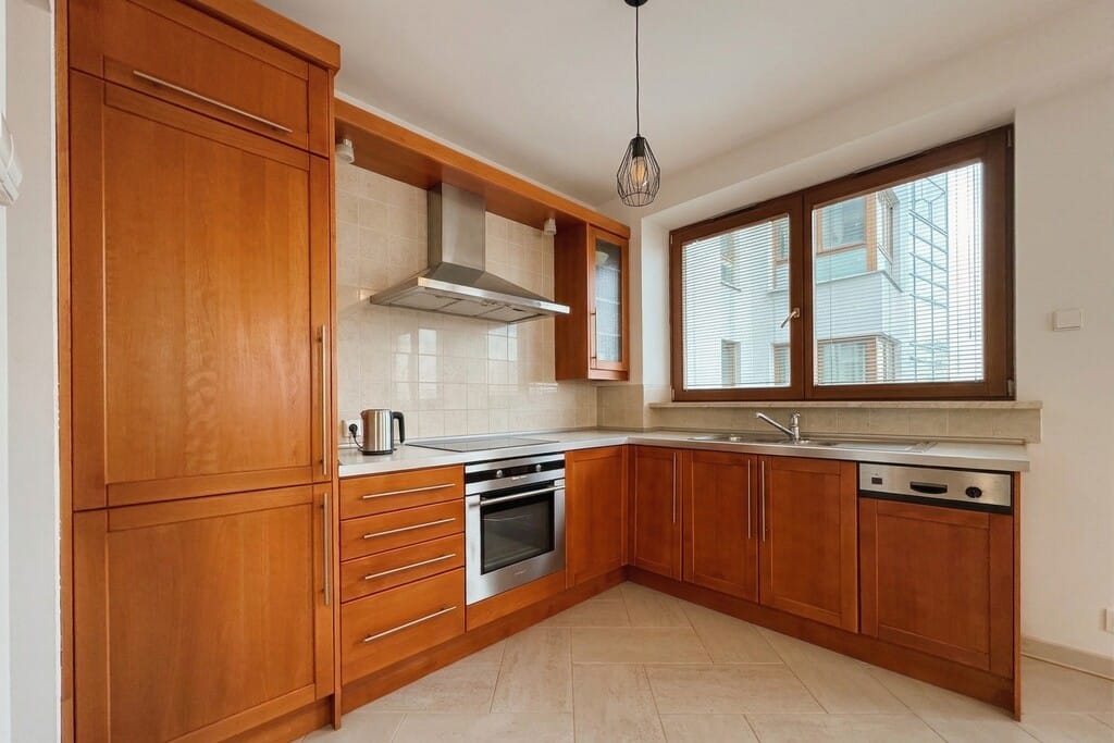 Mieszkanie 4 pokojowe na Wynajem