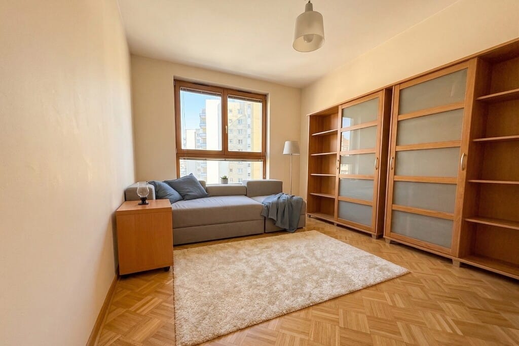 Mieszkanie 4 pokojowe na Wynajem