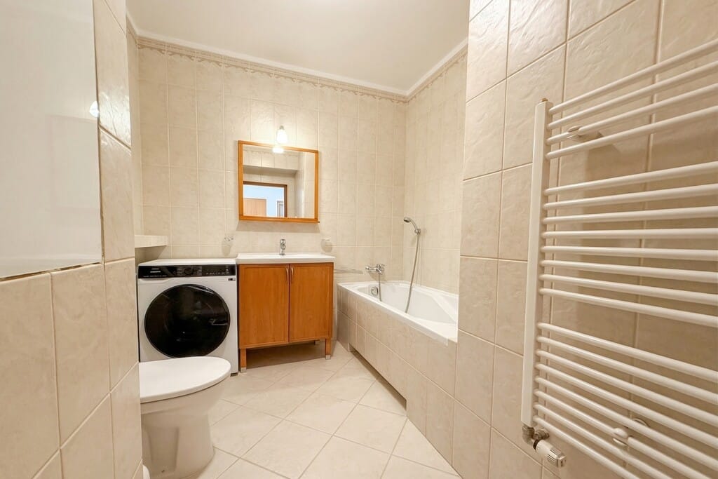 Mieszkanie 4 pokojowe na Wynajem