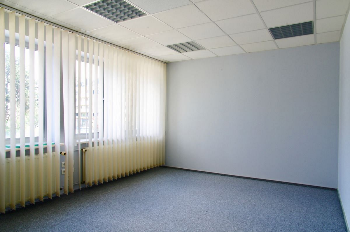 Lokal użytkowy  pokojowe na Wynajem