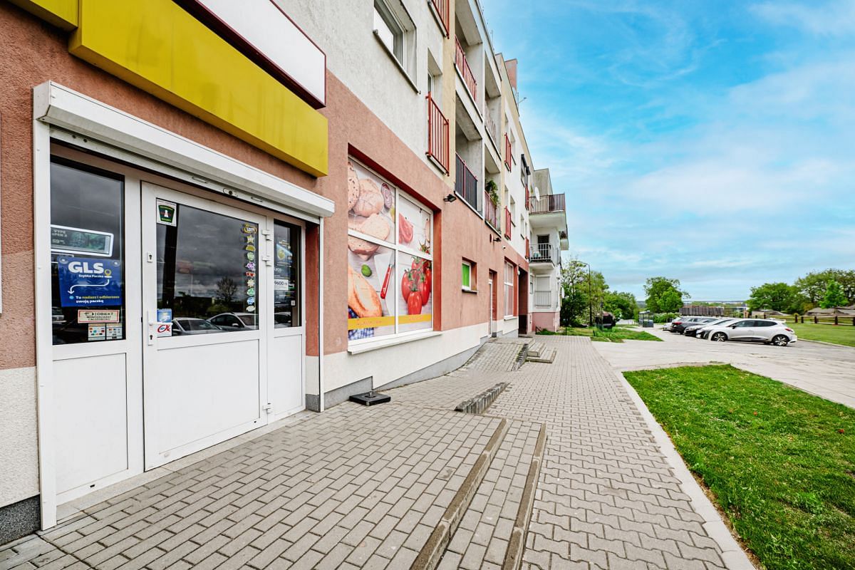 Lokal użytkowy  pokojowe na Sprzedaż