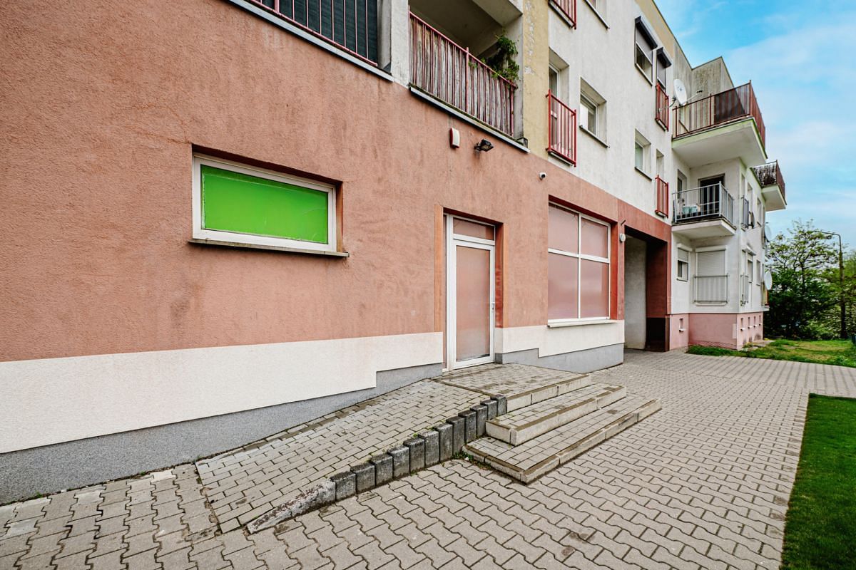 Lokal użytkowy  pokojowe na Sprzedaż