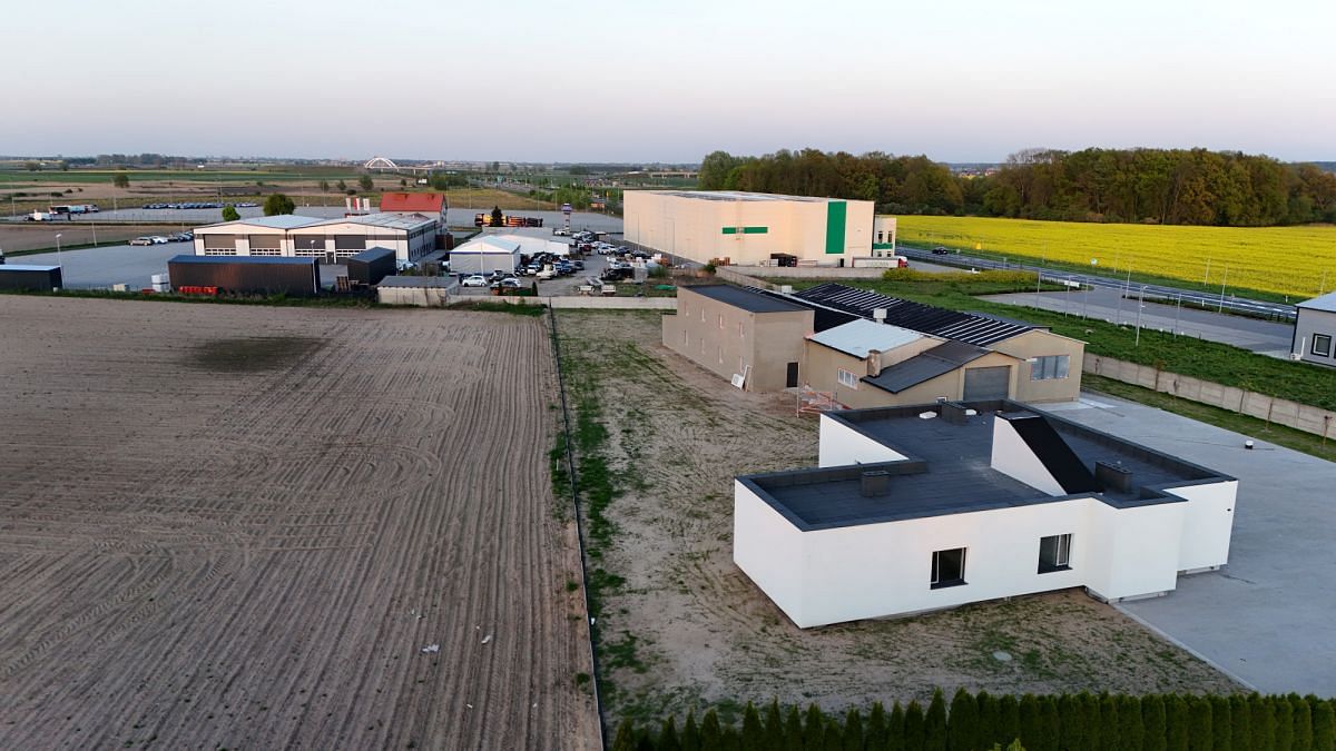 Lokal użytkowy  pokojowe na Sprzedaż