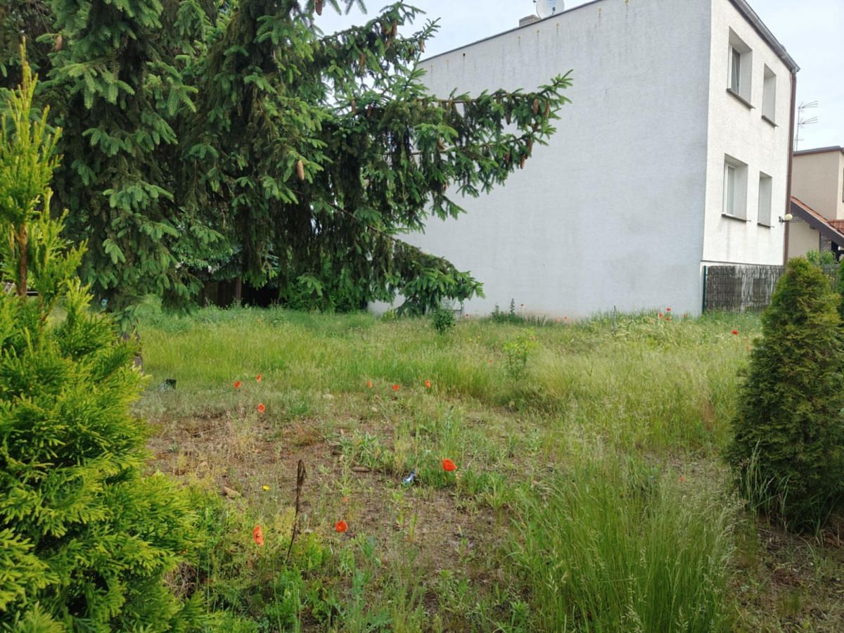 Działka  pokojowe na Sprzedaż