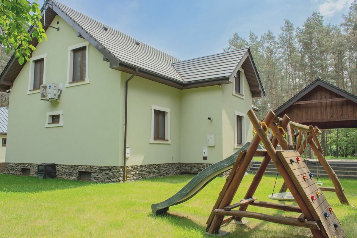 Dom 8 pokojowe na Sprzedaż