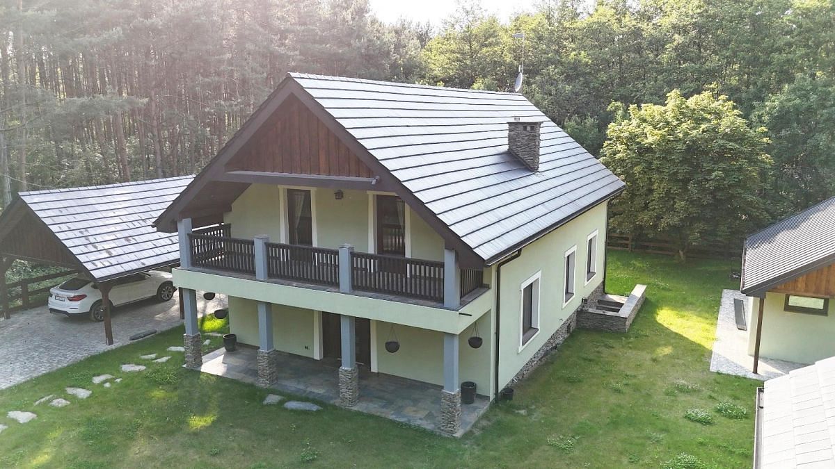 Dom 8 pokojowe na Sprzedaż