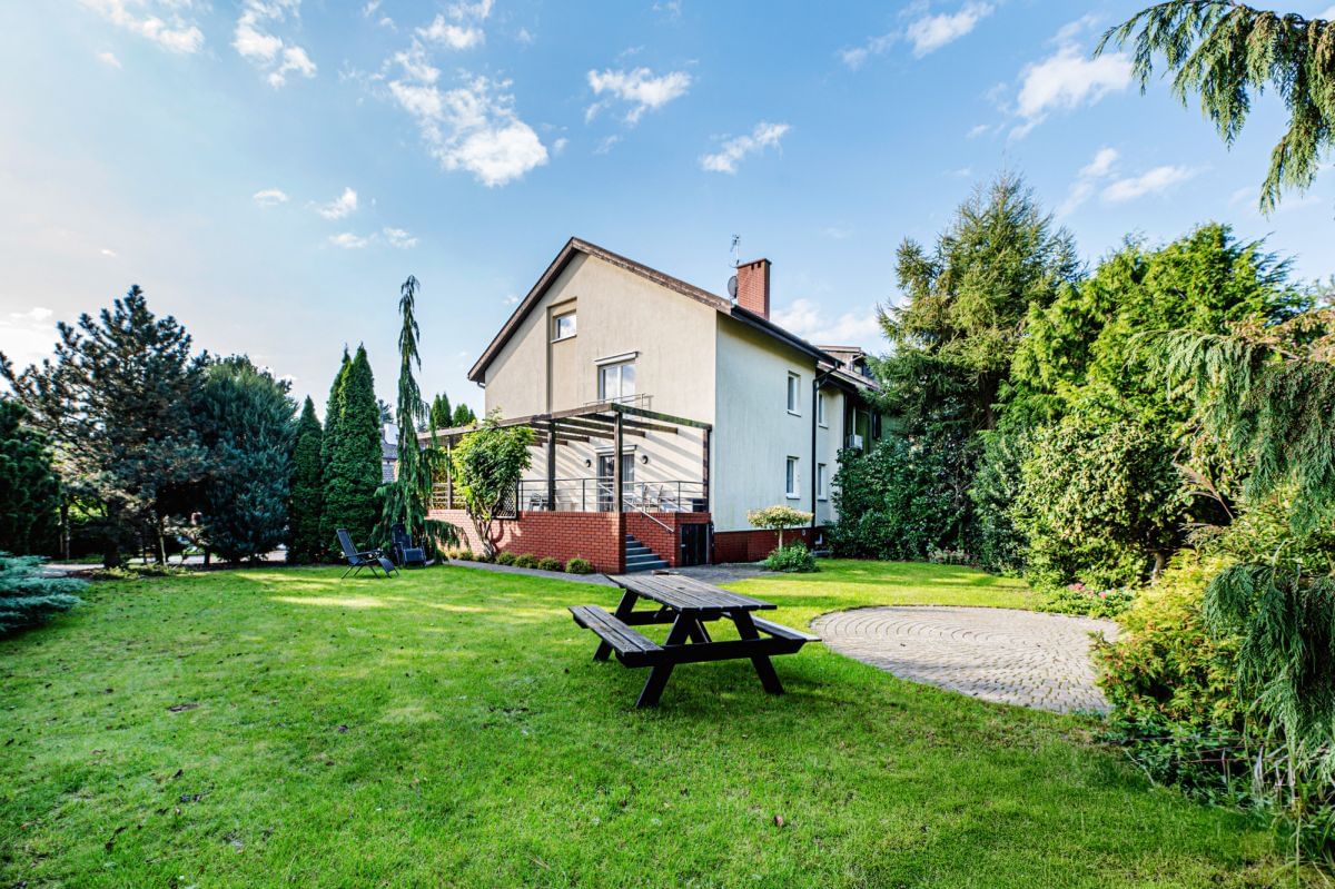 Dom 5 pokojowe na Sprzedaż