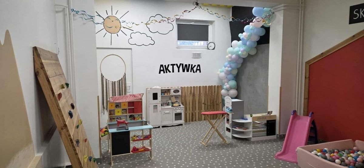 Lokal użytkowy  pokojowe na Sprzedaż