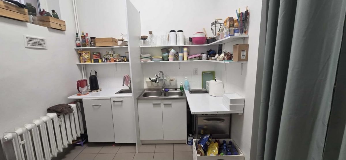 Lokal użytkowy  pokojowe na Sprzedaż