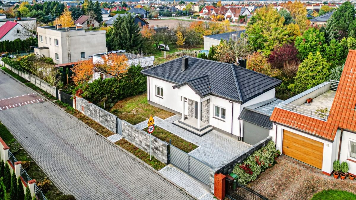 Dom 4 pokojowe na Sprzedaż