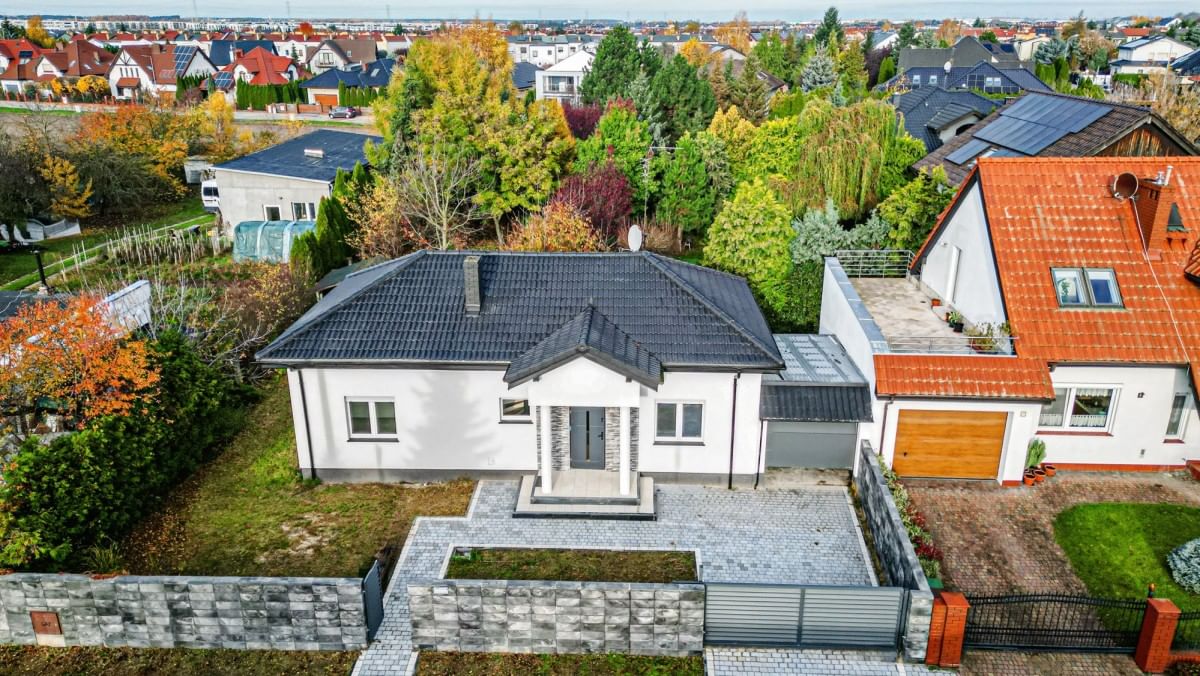 Dom 4 pokojowe na Sprzedaż